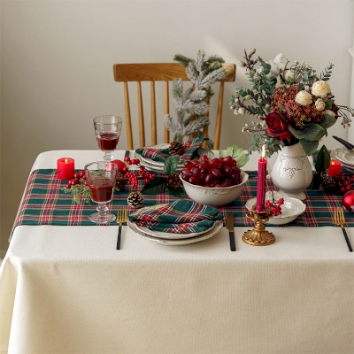 Red and Green Plaid Christmas Table Runner – Festive Holiday Table Decor