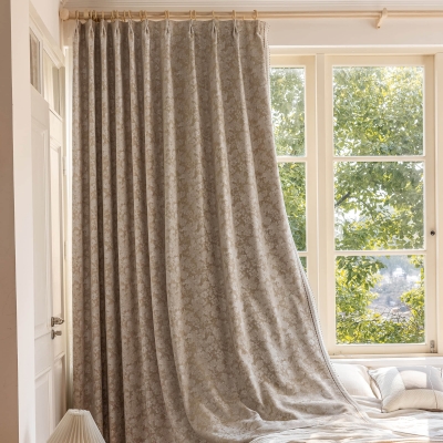 Rideau Artistique aux Nuances Mouchetées