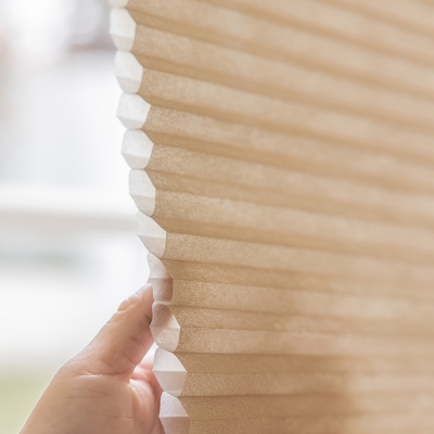 Store alvéolairem, Stores Thermiques, Store Plissé Alvéolaire sur mesure, Store Plissé Nid D'abeille