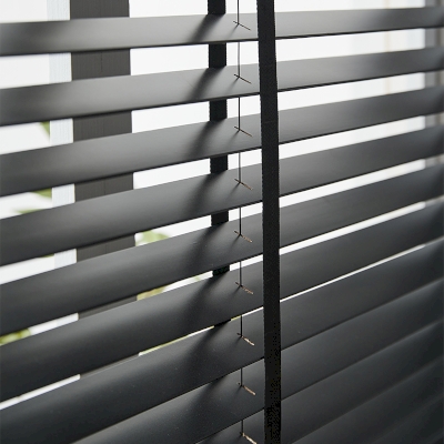 Store Vénitien en Bois Lames 50mm Avec Galon, Store Vénitien Bois sur mesure