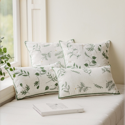 Housse de Coussin Verte Brodée