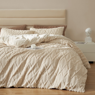 Rabbit Fur Plush and Milk Velvet Thickened Winter Warm Bedding Set (4PCS)