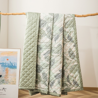 Couvre-lit Matelassé avec Imprimé Feuilles Végétales en Tissu Lyocell