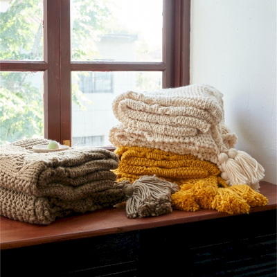 Plaid HORN, Tricot Torsadé et Glands, Style Bohème Chic, 130 x 160 cm