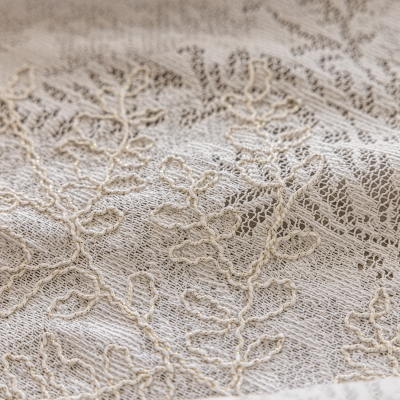 Voilage Sur Mesure SILVENA, Tulle Brodé de Rameaux Fins, Motif Végétal Ajouré