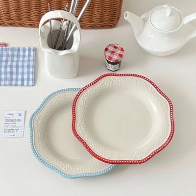 Set of 4 PROFILÉA Plates, Cream Ceramic with Red and Blue Polka Dot Scalloped Rim