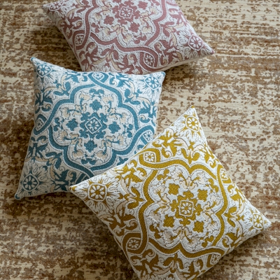 Coussin JARILLO, Jacquard Chenille, Motif Ornemental Inspiré de la Méditerranée