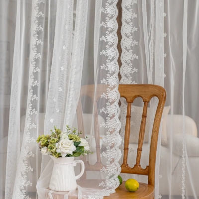 Voilage Sur Mesure FLORISSE, Motif Floral Inspiré de Gypsophile et Finition Dentelle Festonnée